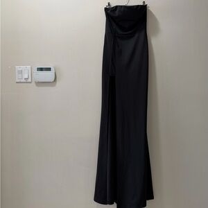 Kiki Riki  Women’s Black Tube Split Leg Bodycon Maxi Dress Size Small